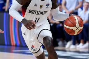 欧联国际比赛日再迎强敌，广厦男篮绝杀压哨，主帅态度——悬念犹存，高层口径保持一致的简单介绍-九游网页版