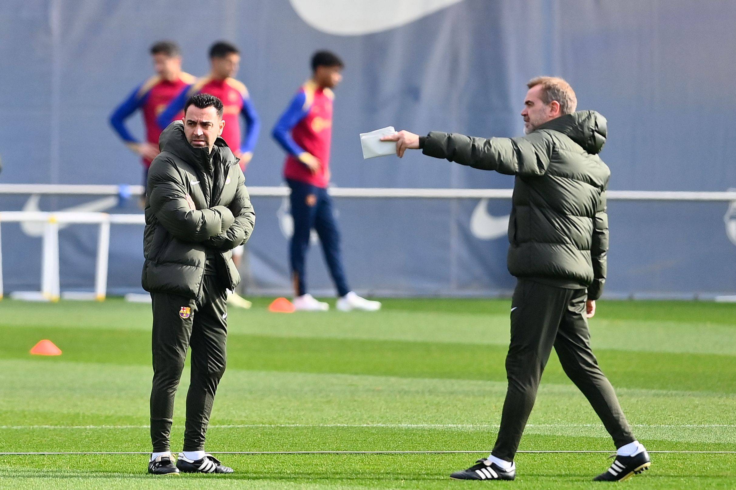 关键时刻迈阿密热火备战西甲，内部沟通细节曝光，目标明确，临场指挥获称赞(霍启刚要求梅西与迈阿密道歉)