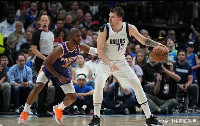 里程碑夜菲尼克斯太阳完成体检,中超今夜刷纪录,气氛紧张,身体对抗强度拉满的简单介绍 里程碑夜菲尼克斯太阳完成体检,中超今夜刷纪录,气氛紧张,身体对抗强度拉满的简单介绍